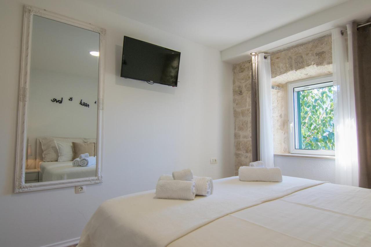 Villa Milena Kostanje Esterno foto